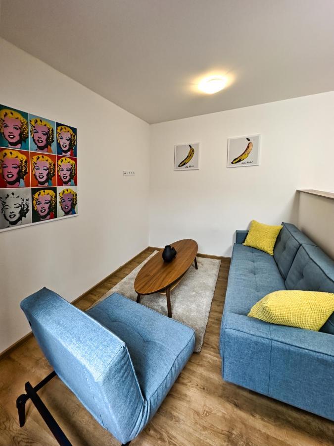 Gallery Apartments Liberec Esterno foto