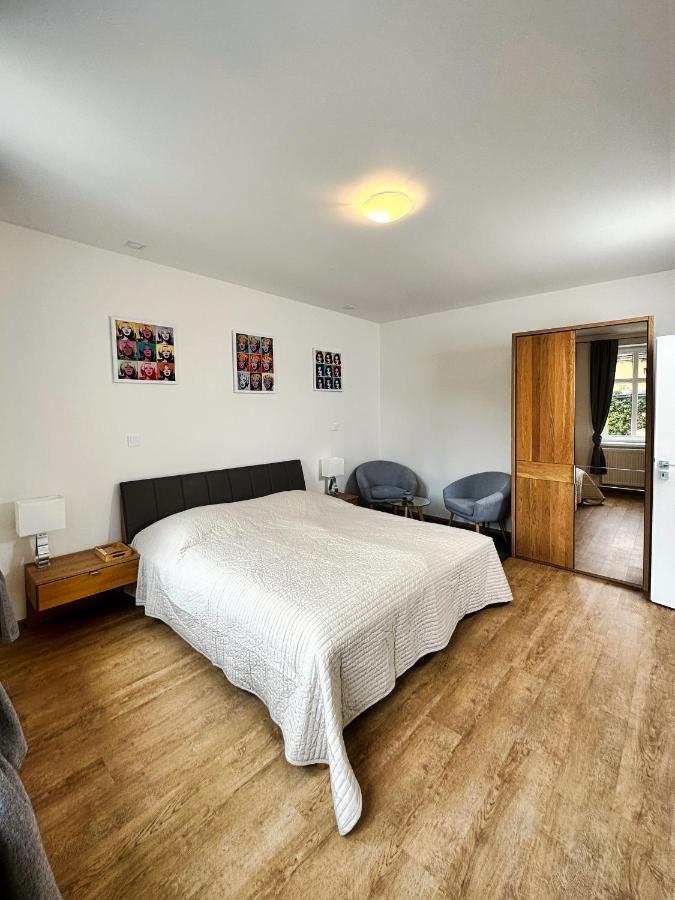 Gallery Apartments Liberec Esterno foto