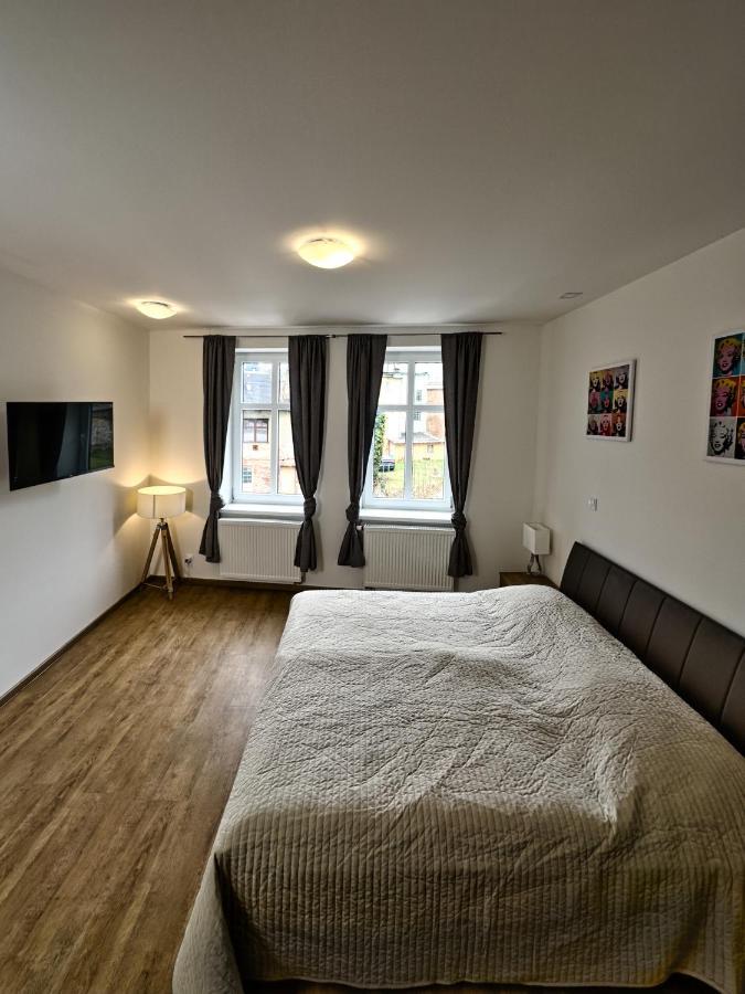 Gallery Apartments Liberec Esterno foto