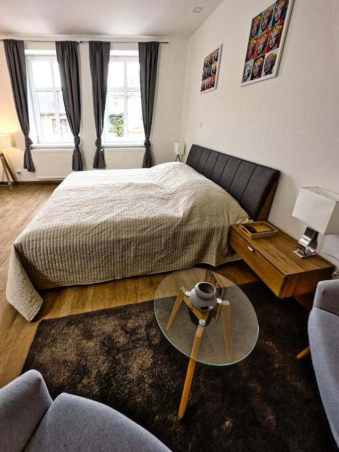 Gallery Apartments Liberec Esterno foto