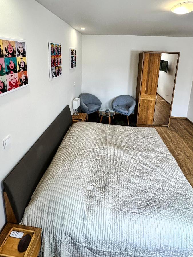 Gallery Apartments Liberec Esterno foto