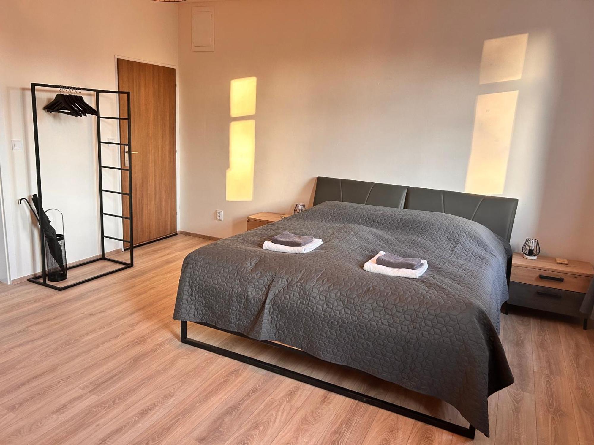 Gallery Apartments Liberec Esterno foto